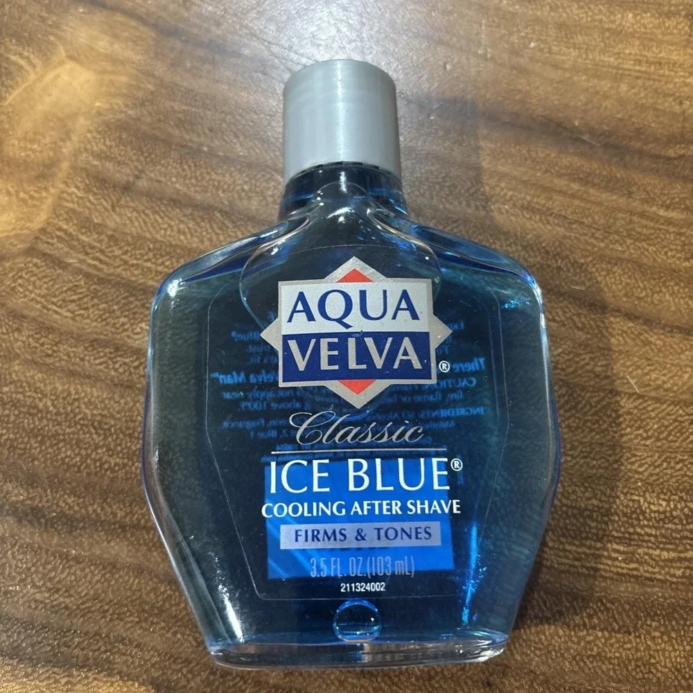 Aqua Velva After Shave JB WILLIAMS Glass Bottle Classic Ice Blue Cooling 7oz VTG